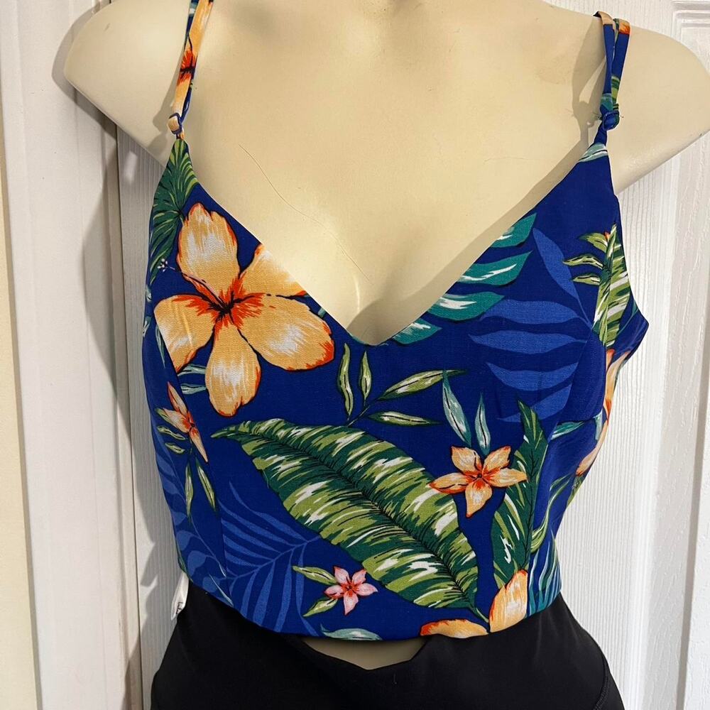 Lulus blue floral tank top with tie back